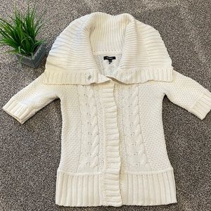 Express cream sweater- half sleeve
